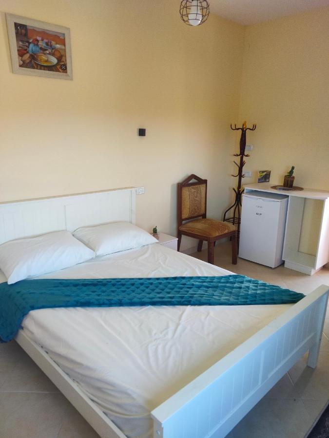 Seedi Yousef Hostel & Cafe Nazareth Ngoại thất bức ảnh